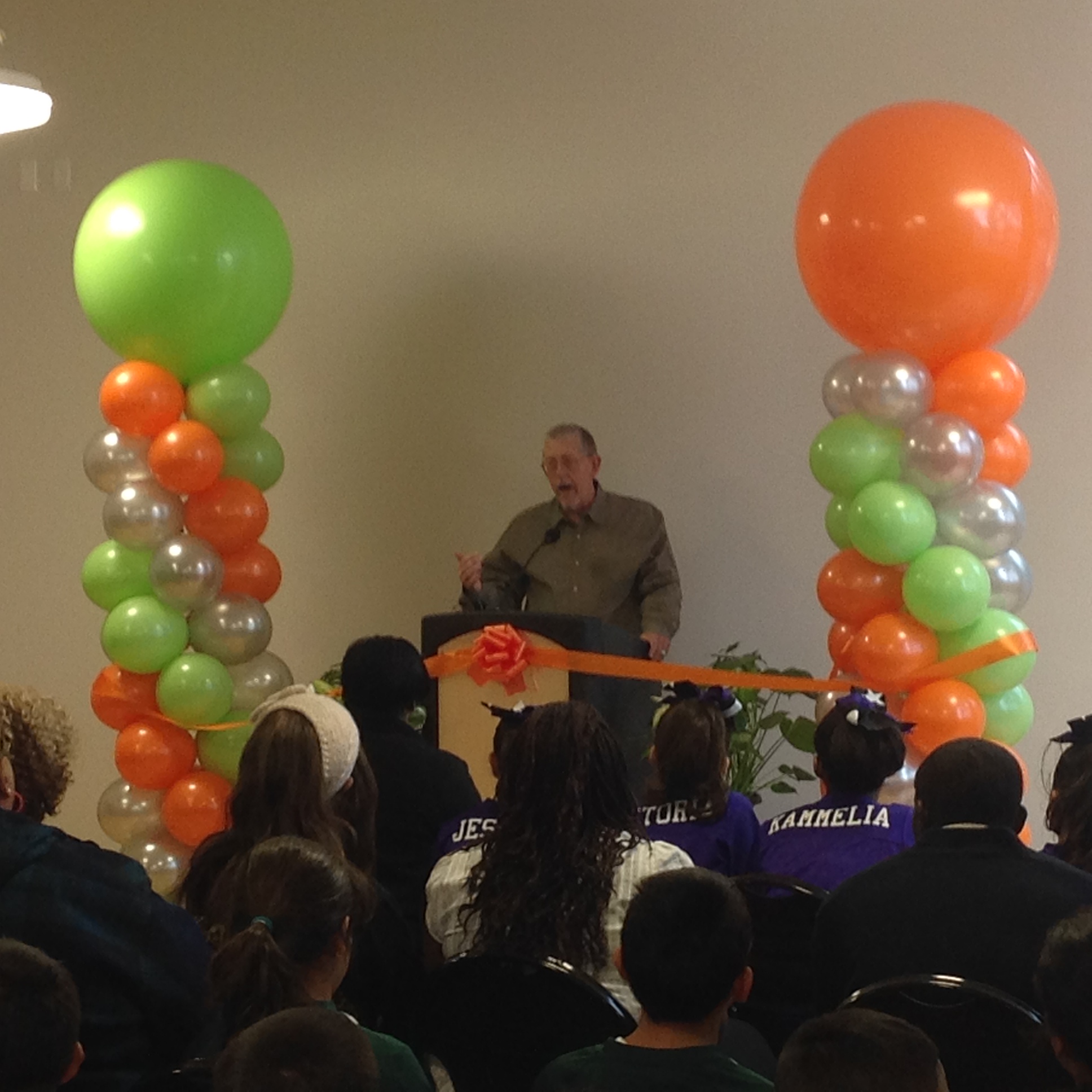 Willis Winters delivering a  speech.